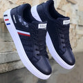 Sapatos masculinos.